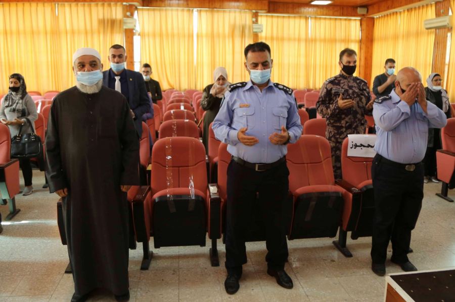  قلقيلية : ورشة تناقش فوضى السلاح وتأثيرها على المجتمع الفلسطيني